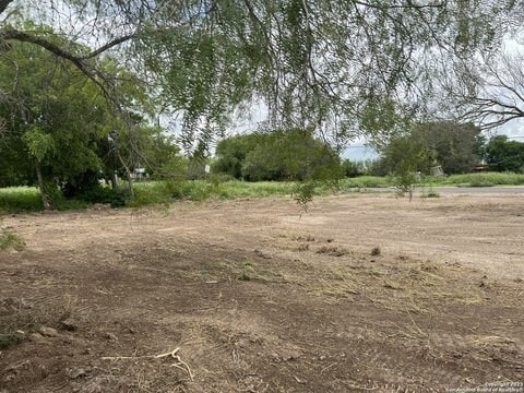 Photo - 1015 Eli Garza St