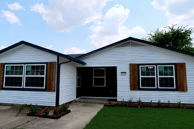 Building Photo - 12224 Dandridge Dr Rental