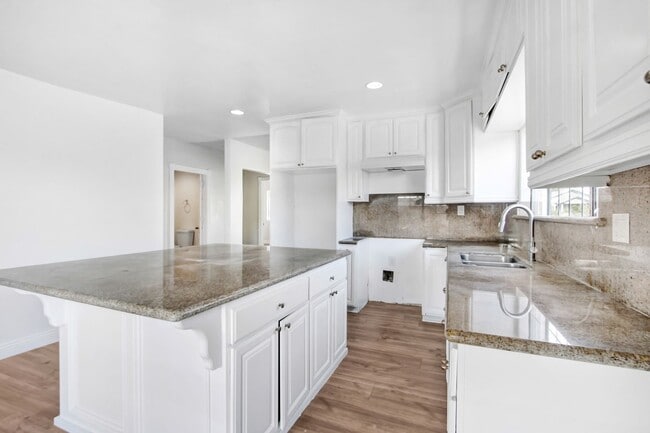 Photo - 9858 Park St Unit Front House