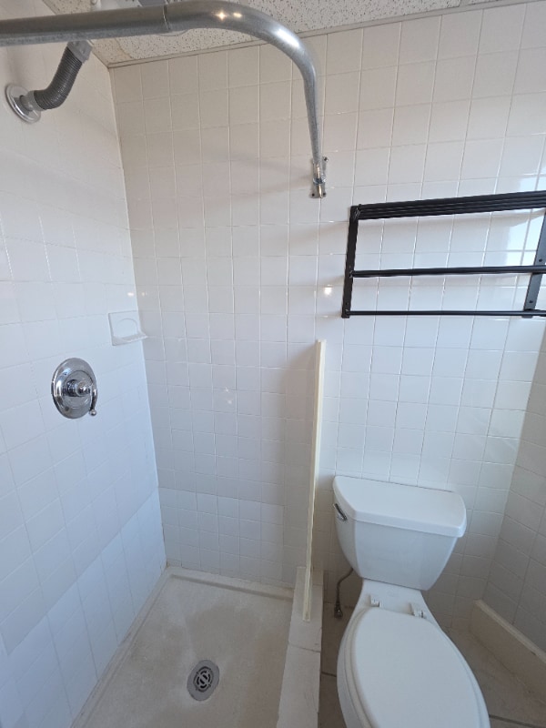 Photo - 2418 State St Unit 4