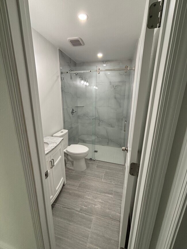 Photo - 15443 Peace Blvd