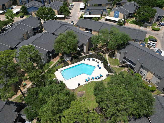 Regency Park apartments — community photo