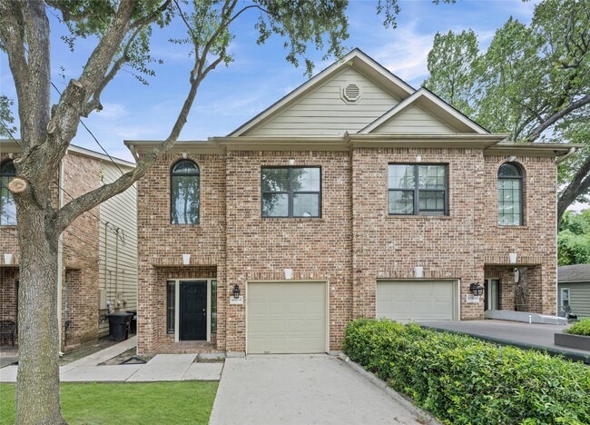 Building Photo - 4536 Mallow St Unit B