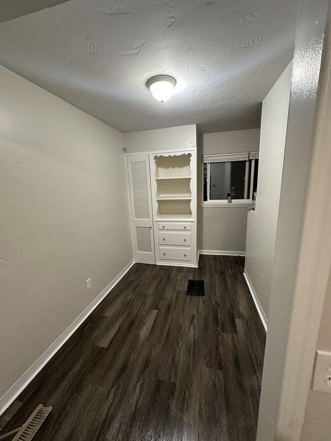 Photo - 2025 Emporia St