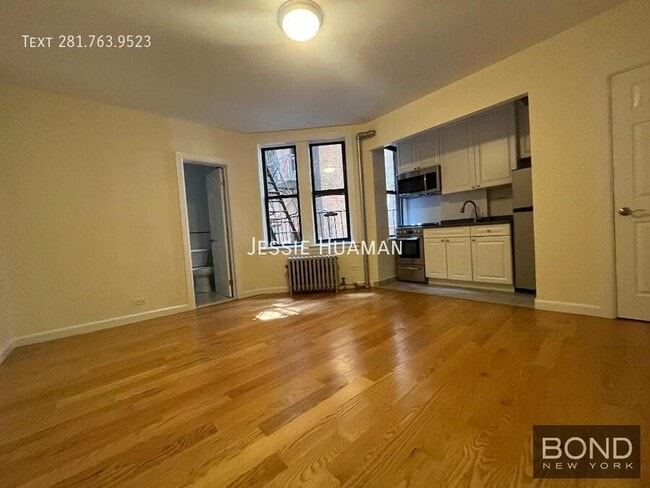 Photo - 218 W 10th St Unit 2GG