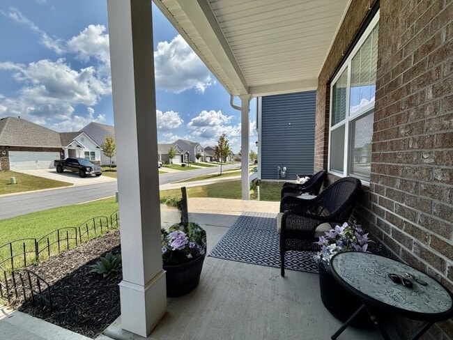 517 Bonifay Dr