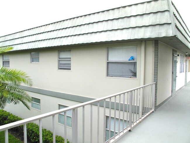 Photo - 376 Flanders Dr Condo