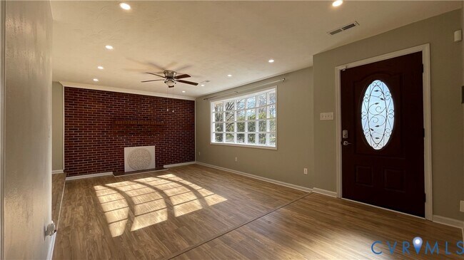 Photo - 1612 Delma Dr