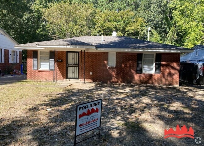 Building Photo - 1727 Mary Dr Rental
