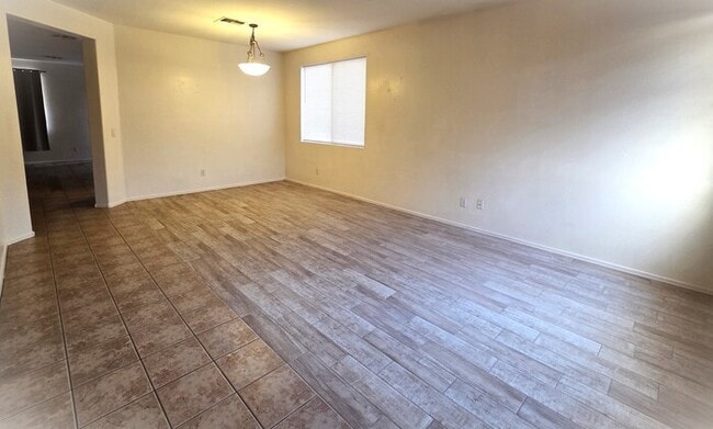 Photo - Stunning 4-bedroom 2-bathroom home