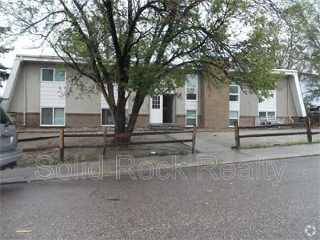 Building Photo - 345 Gahart Dr Rental