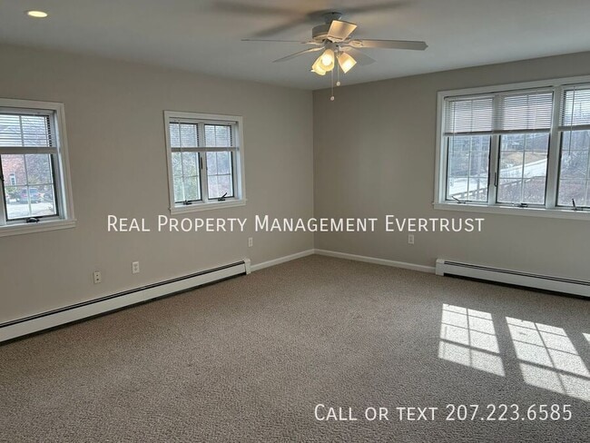 Photo - 111 Scott Dyer Rd Unidad B