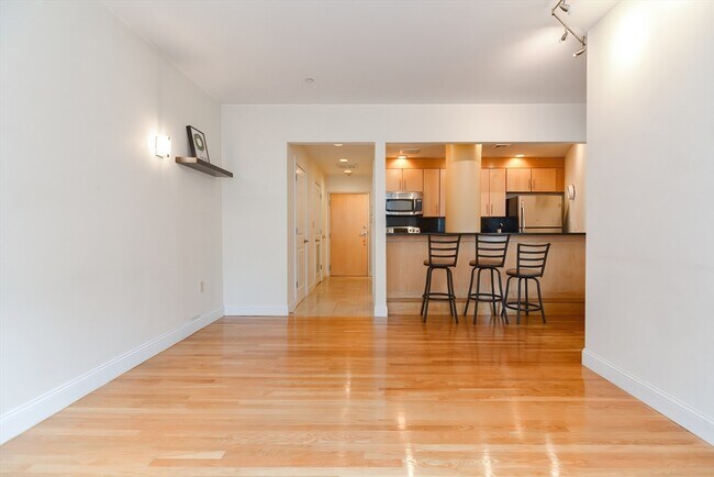 Photo - 42 Beach St Unit 6B