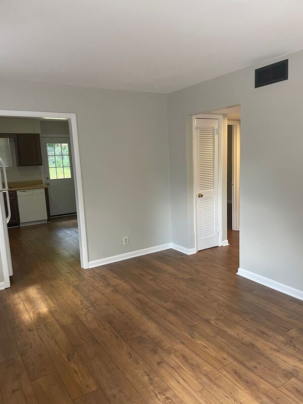 Photo - 429 Cathy Jo Cir