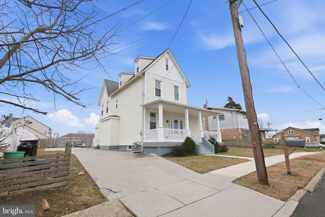 Photo - 810 Central Ave