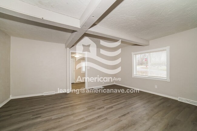 Photo - 500 Scenic Park Dr