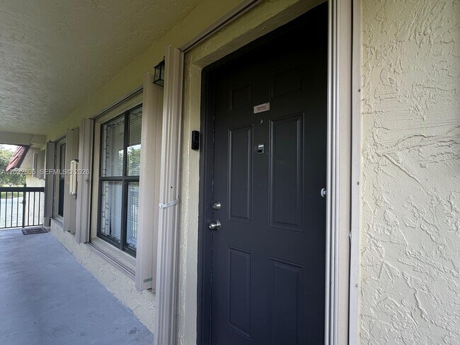 Photo - 10050 NW 6th St Unit 202