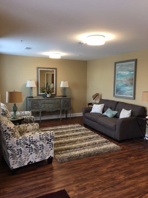 The Grande at Granite Falls LLC