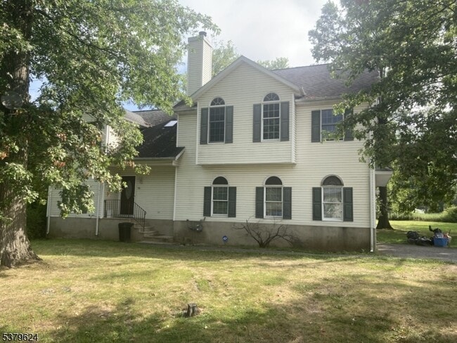 Building Photo - 156 Dorsa Ave Rental