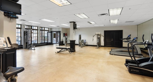 Photo - 4697 Russwood Ave