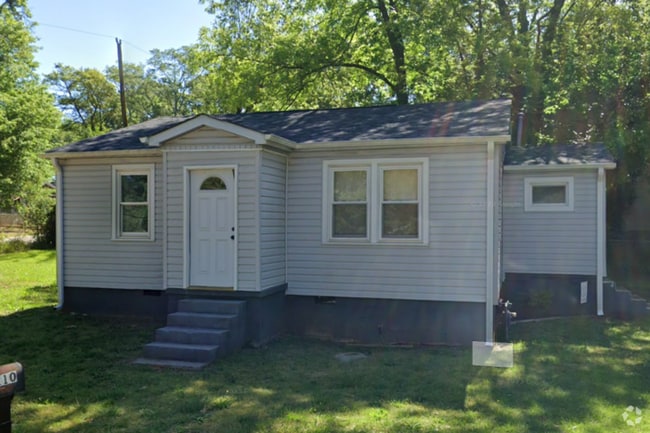 Building Photo - Charming Cottage Living in Greenville! Rental