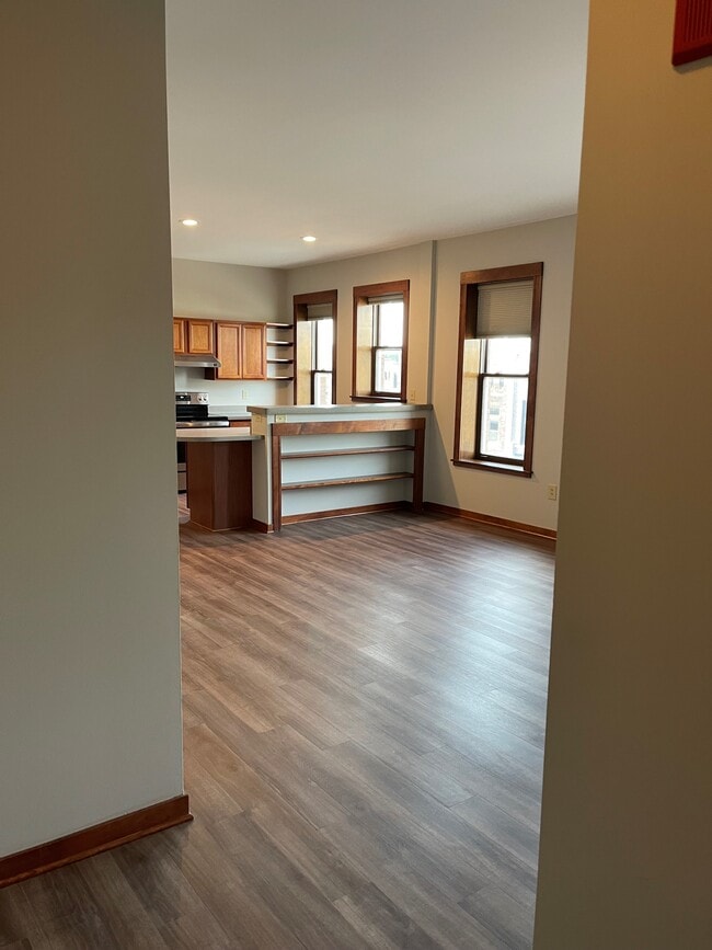 Photo - Hilton Apartments
