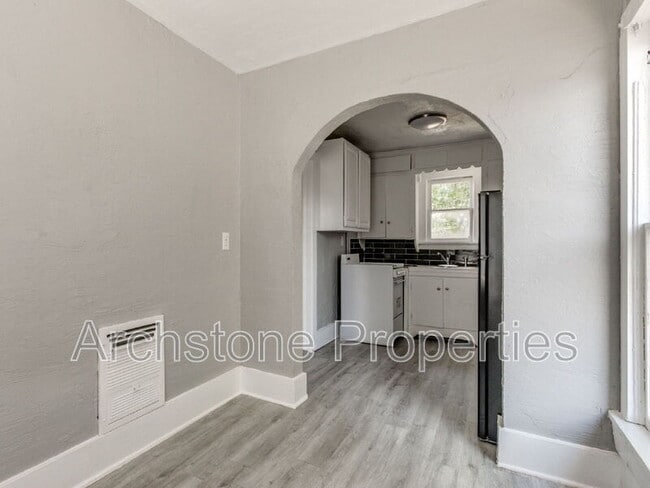 Photo - 4407 N Military Ave