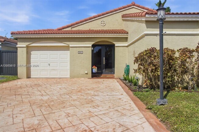 Photo - 561 SW 87th Ct