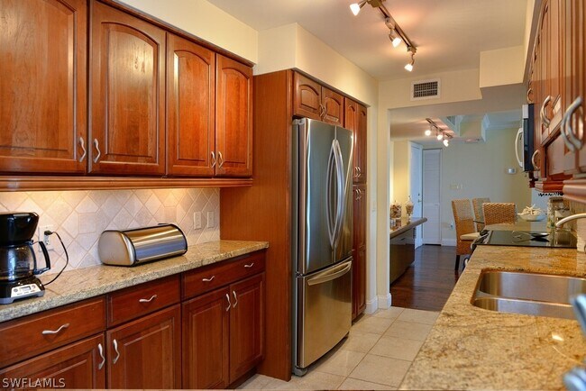 Photo - 4001 Gulf Shore Blvd N Unit 707