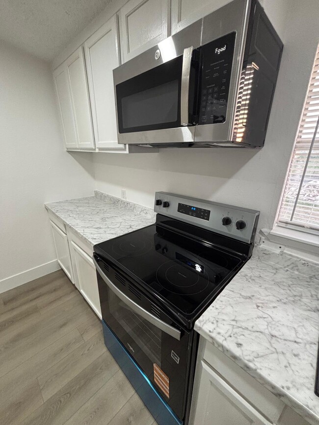 Photo - 13349 Friendship Rd