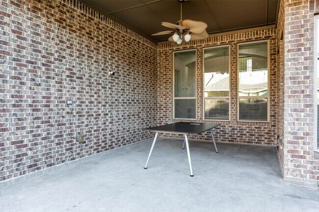 Photo - 29110 Davenport Dr