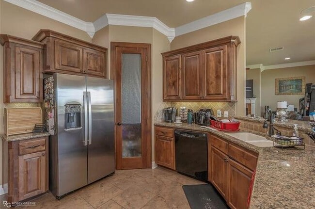 Photo - Gorgeous 4 Bedroom Home with Bonus Room in Bossier!