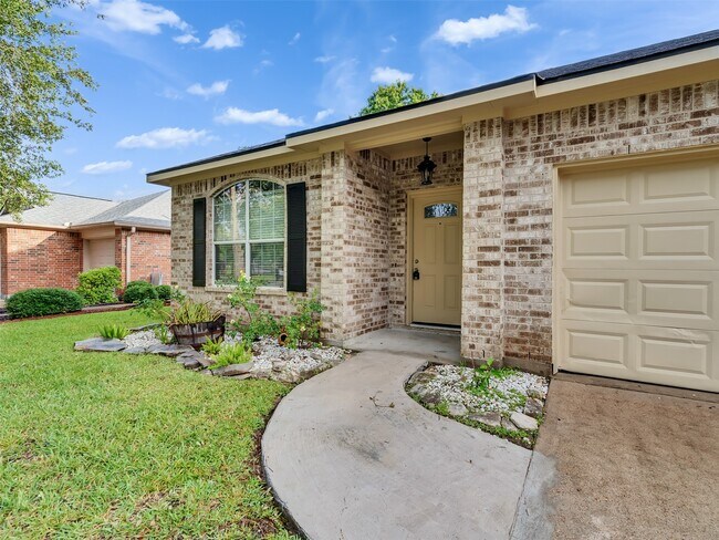 Photo - 1906 Cameo Ct