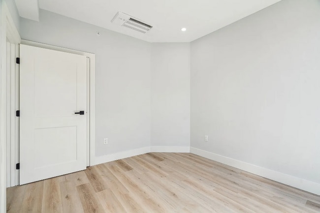 Photo - 3748 Lancaster Ave Unidad A111