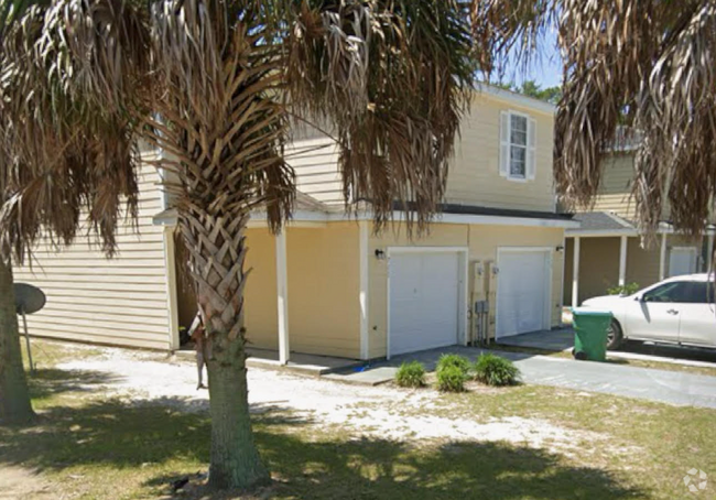 Building Photo - 711 Layton Dr Rental