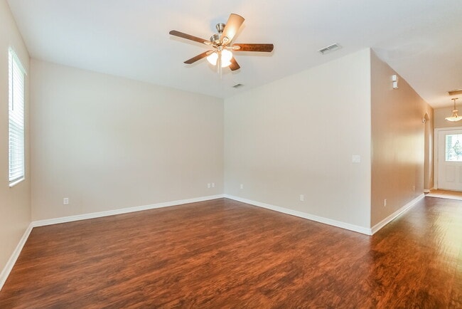 Photo - 706 Auburn Preserve Blvd