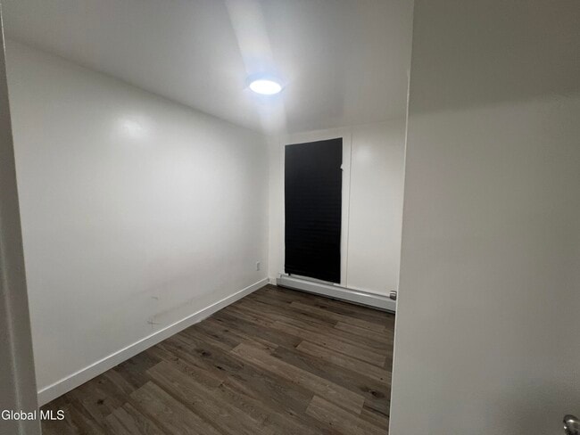 Photo - 336 Clinton Ave Unidad Basement