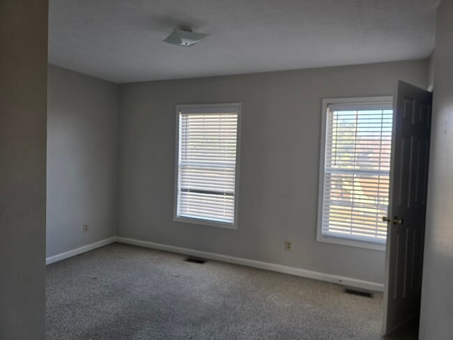 2nd floor upstairs - 2215 Reservoir St