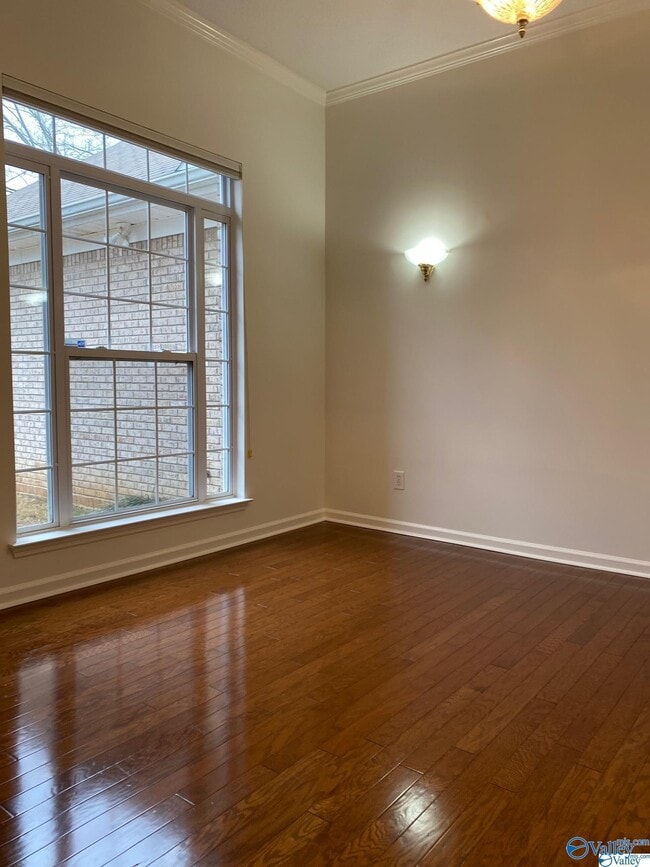 Photo - 417 Barrington Hills Dr