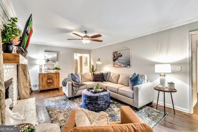 Photo - 1897 Mt Vernon Rd