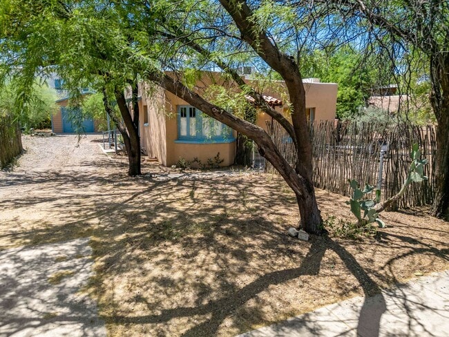 Photo - Charming historic home in central Tucson