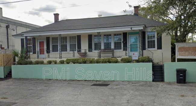 Building Photo - 1350 N Gadsden St Unit B