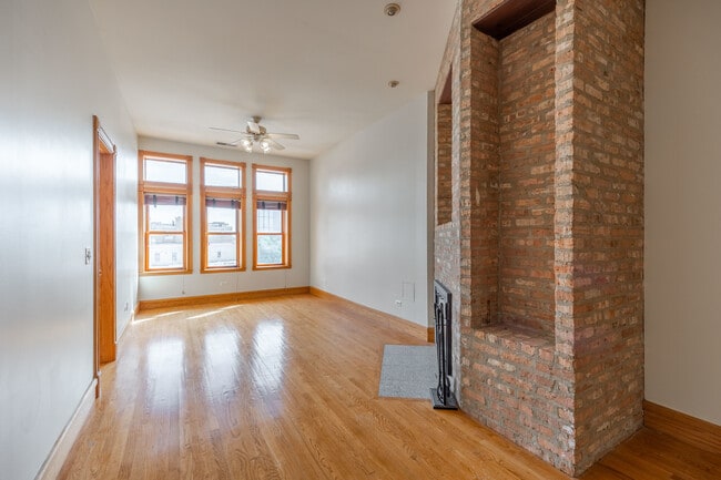 Photo - 1162 W Grand Ave Unit 4F
