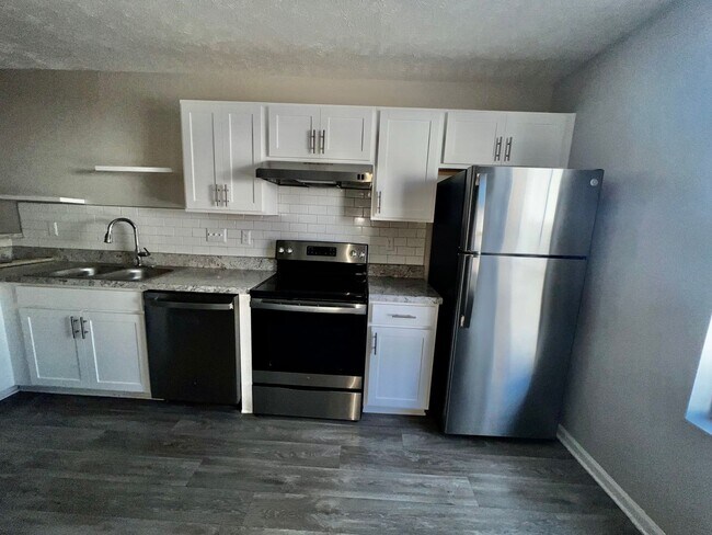 Photo - Woodland Ridge