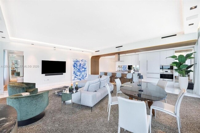 Photo - 700 NE 26th Terrace