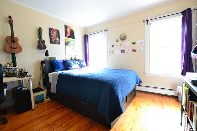 Photo - 27 Bennett St Unit 2