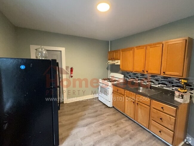Building Photo - 510 MacDade Blvd Unit 2nd Floor Rental