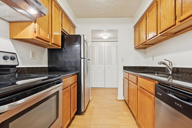 Photo - Goshen Valley 2 Bedroom 1 Bathroom Condo Available Now!