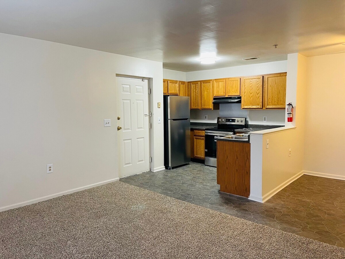 Photo - 225 W 4th St Unit A1