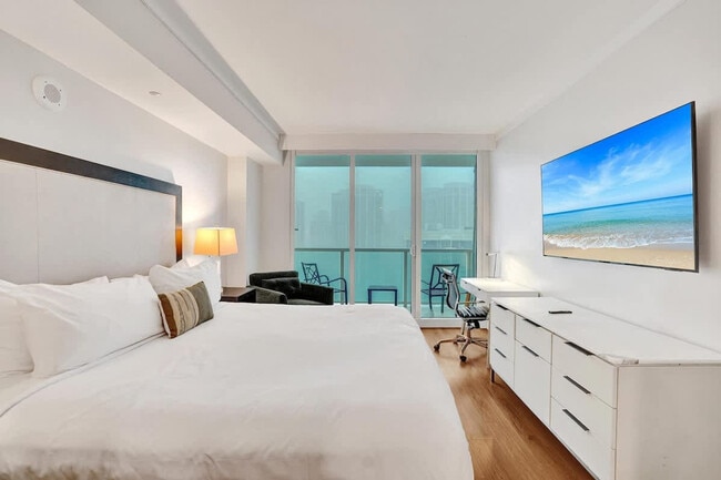 Building Photo - 2889 McFarlane Rd Unit SI ID1504066P